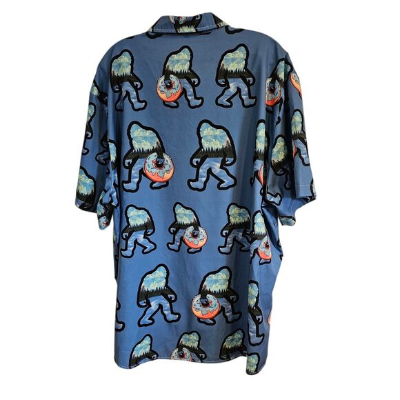 Bigfoot Sasquatch Carrying A Donut Button Up Mens 2XL Shirt  Funny Print - Picture 2 of 9